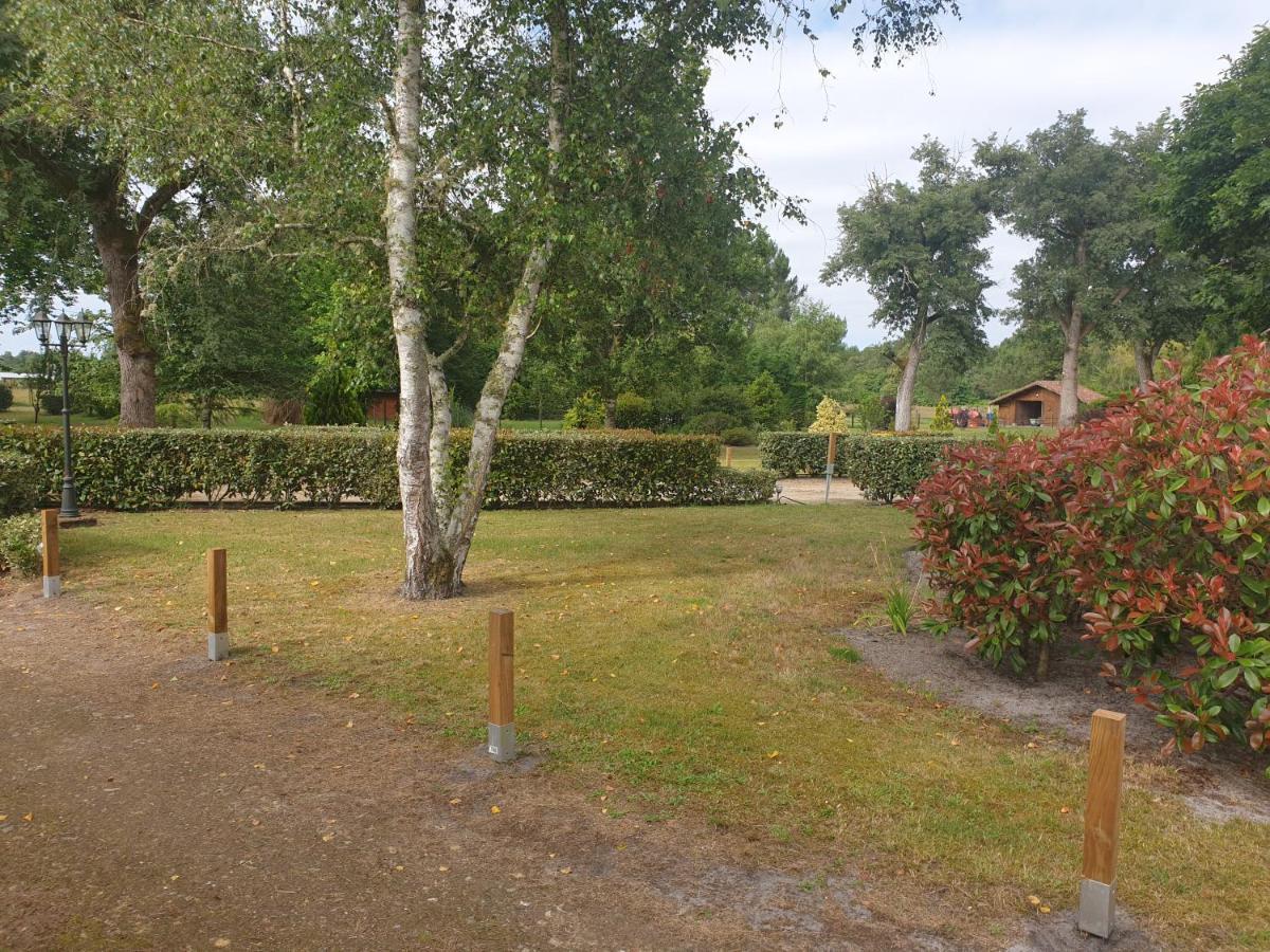 La Grange De Mombel Villa Losse Bagian luar foto