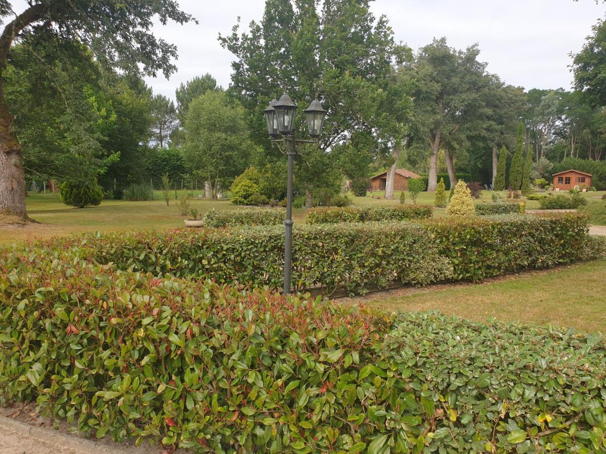 La Grange De Mombel Villa Losse Bagian luar foto