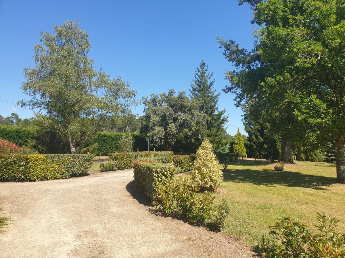 La Grange De Mombel Villa Losse Bagian luar foto