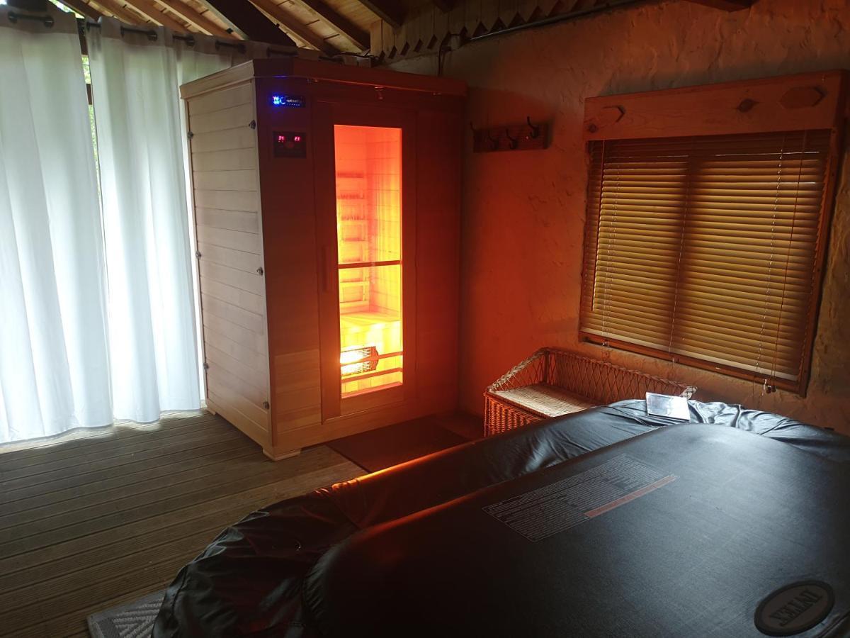La Grange De Mombel Villa Losse Bagian luar foto